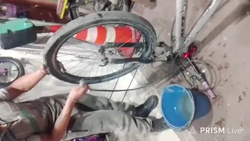 bicicletería av guayacan . Policías nos apoyaron🎥