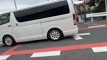 警察に注意されても違法行為をやめない迷惑配信者