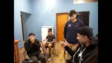 JAJAJAJJAJ
