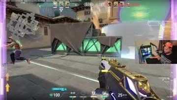 Valor Clip