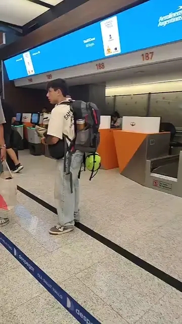 jasjsjsb