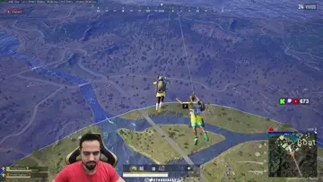 hehehe eu era o cara do carro ):
