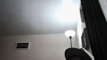 silk passes out out of nowhere while singing micha