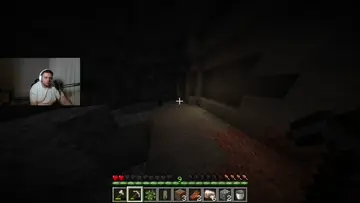 ayyy jhbgvftfvghuj