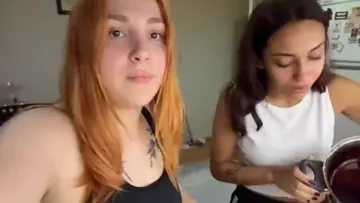 FENA EĞLENİYORUM AMK YA