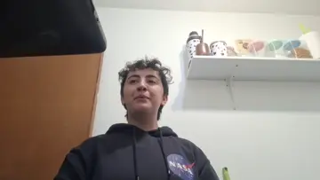 se ponia a bailar de la nada jajaja