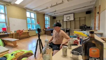 Paavo antaa kyytiä viltille