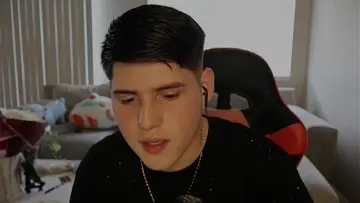no tiene sentifo este chamo lo que dice