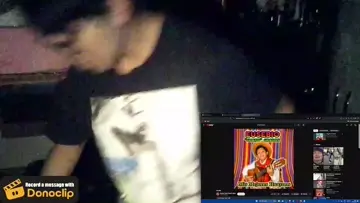 *danza de apareamiento en progreso*