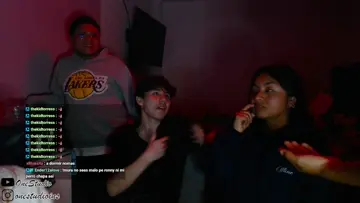 ronny queria mas  y la otra retrocede PALTA RONNY