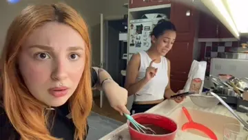 gülüşe bak la