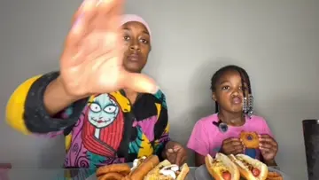 Rylee & Mommy HotDog MUKBANG!!!!!!