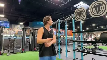 One bar, 2 men muscle-up