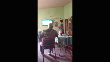 cuando tu amigo cae en el medio del festejo jaja
