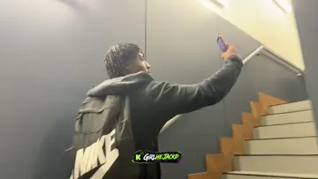 get of yo phone bruh 🤣🤣