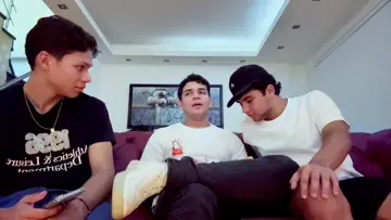 apenas acabo de entrar al stream y veo esto