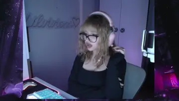 lilviviena sevimli dancing