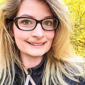 Blond Wayfarer (Travel Blog)