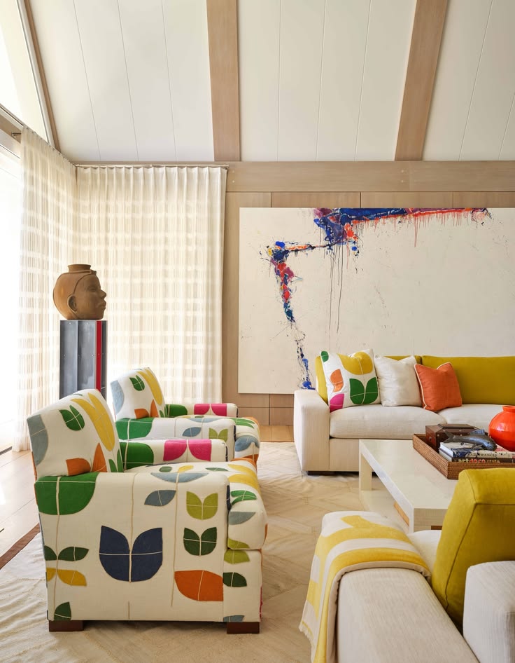 A home that truly lives artfully. @scottsandersllc has reima