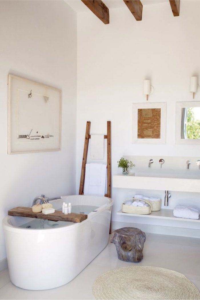 Stile naturale in bagno: idee e consigli