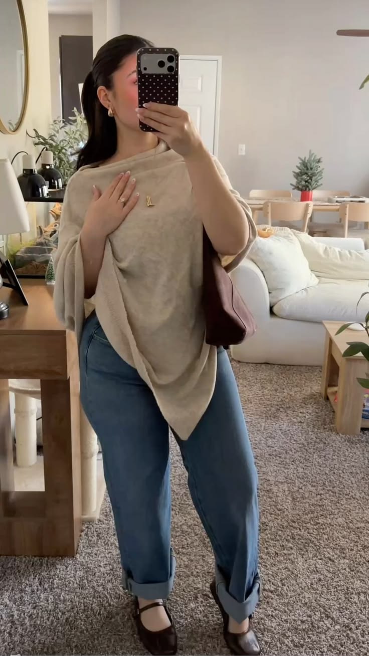 Effortless chic outfits for late-20s women: church-ready, si