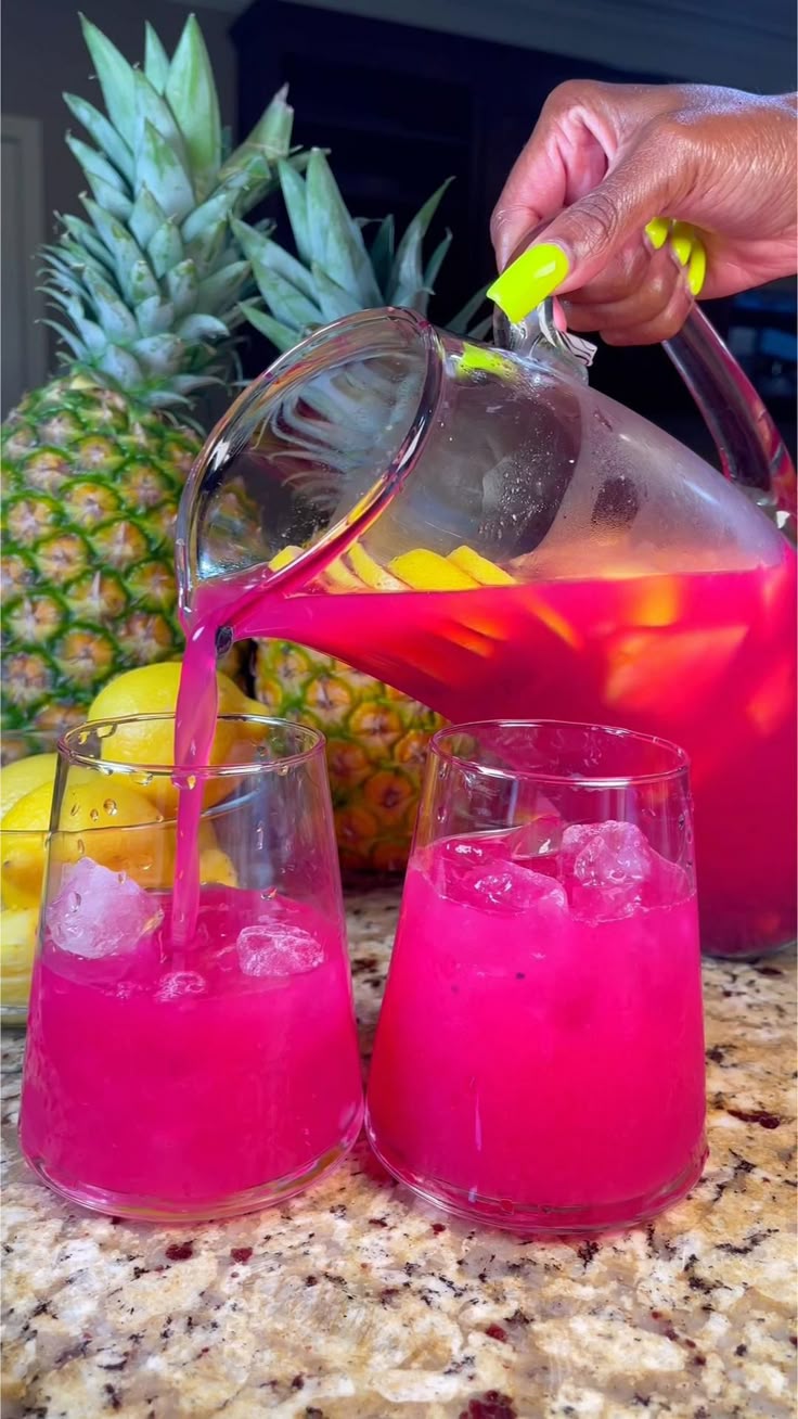 · 1 serving     Ingredients   • 2 Fresh Pineapples  • 1 Bag 