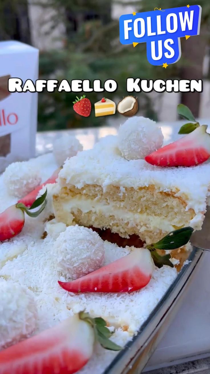 Raffaello Cake 🍰❤️
Recipe =
Cake:
3 eggs
70g sugar
Pinch of 