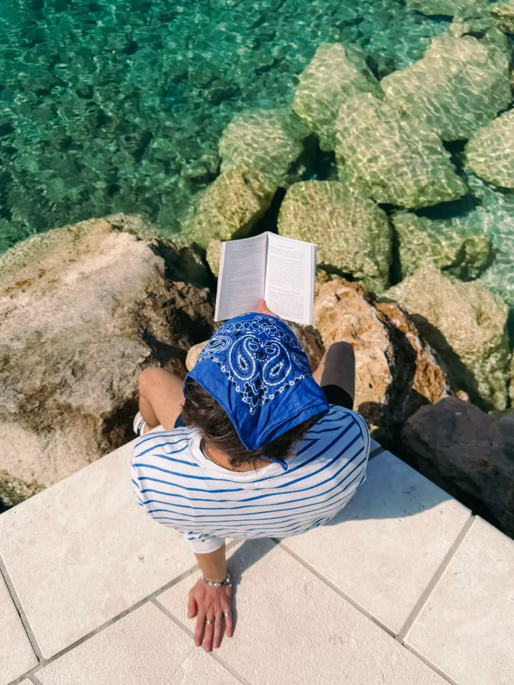 Dreaming of a European summer 🇭🇷 Crystal-clear Adriatic wate