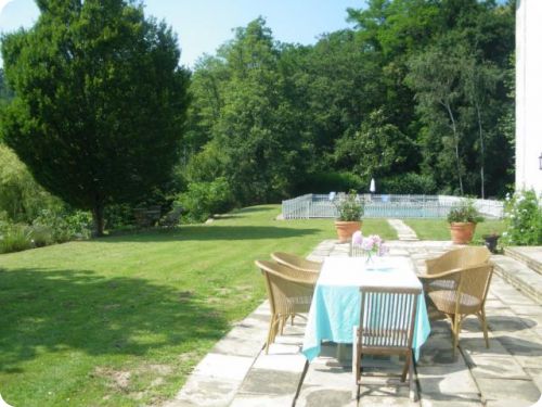 Located ten minutes from Bayonne and fifteen minutes from #B