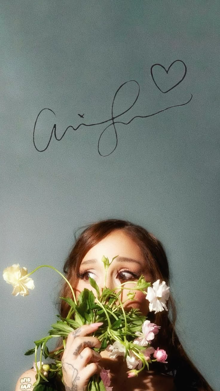 Ariana Grande wallpaper 
Ariana Grande petal wallpaper 
Aria