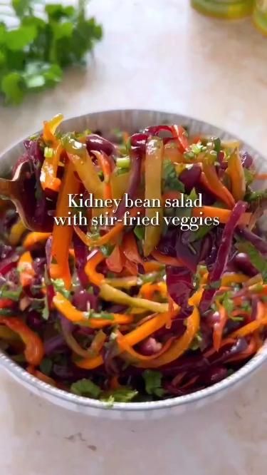 medium red onion. • 1 large beetroot. • 1 bell pepper. • 1 m