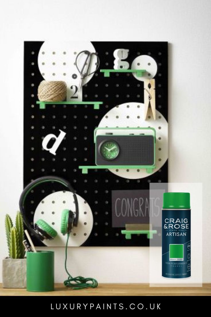 Go green with this beautiful #craigandrose spray paint