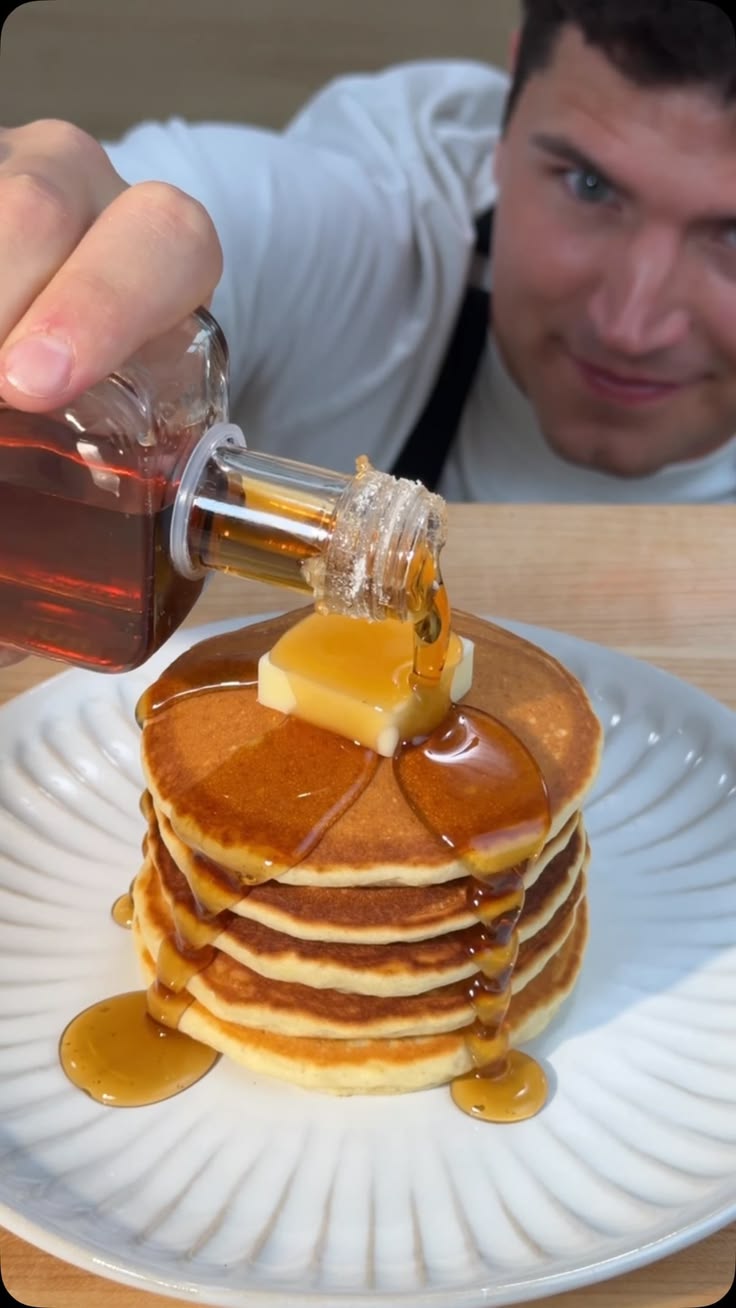 Perfect Pancakes 
Comment “TIPS” for more cooking hacks!