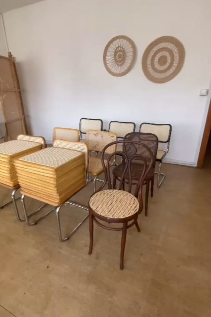 Thonet ve Cesca gibi zamansız tasarımların doğal hazeran örg