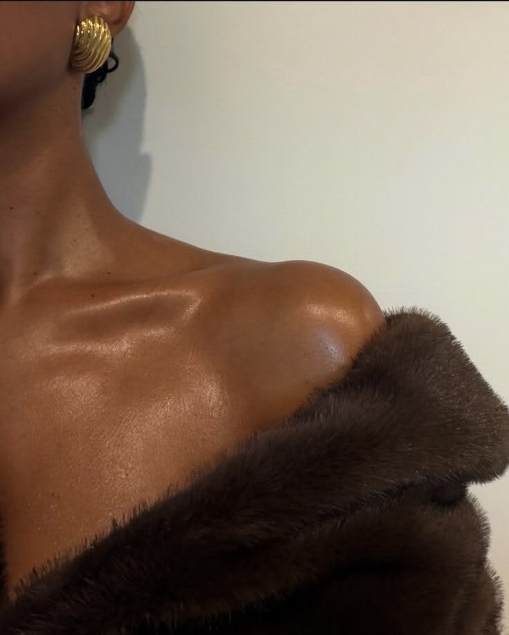 This simple protocol targets acne, imperfections, and uneven
