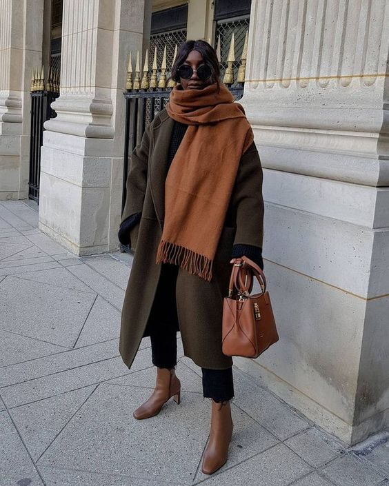 Autumn is on it’s way! Warm coats, oversized sweaters and co