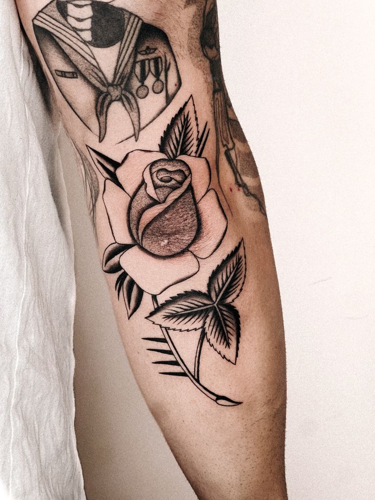 Rose for christian 
Thank you! 

.
.
.
.
.
#rosetattoo #rose