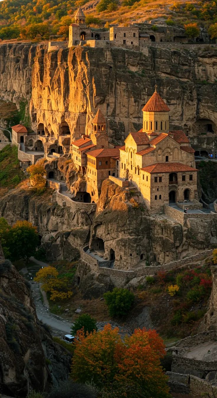 History carved in stone and bathed in golden light. ✨ This i