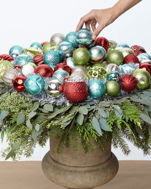 Ornament Wreath Urn