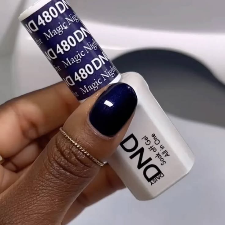 01 x 0.5 Oz Soak Off Gel Polish ONLY (UV/LED Cured) CLICK: T