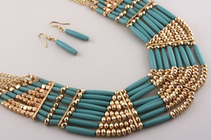 Kameron Sea Green and Gold Statement Necklace