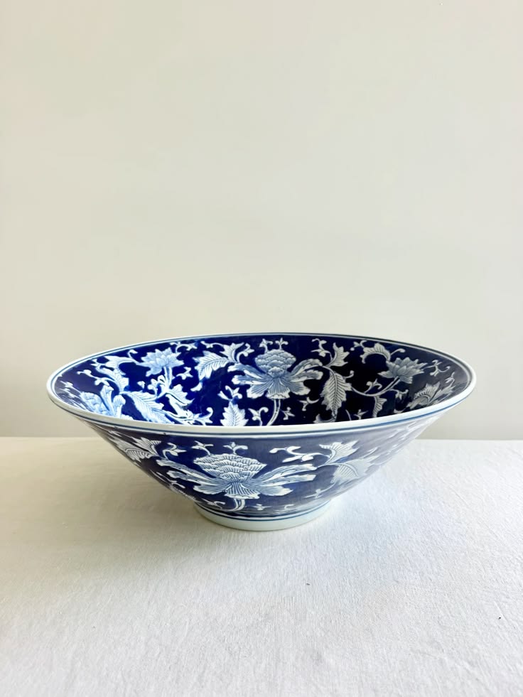 Chinoiserie Lotus Bowl