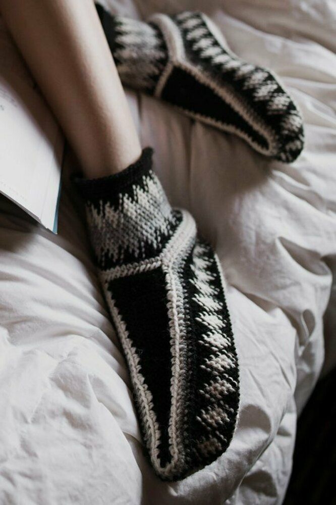 FREE Lapland Boot slippers crochet pattern |  Downloadable P