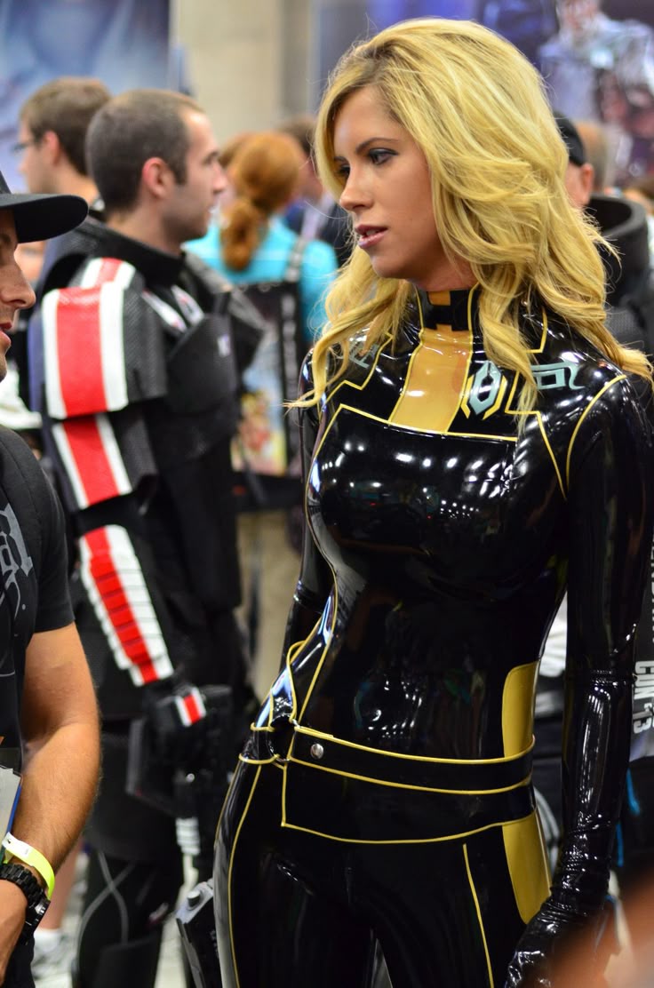 Miranda Lawson, Mass Effect.