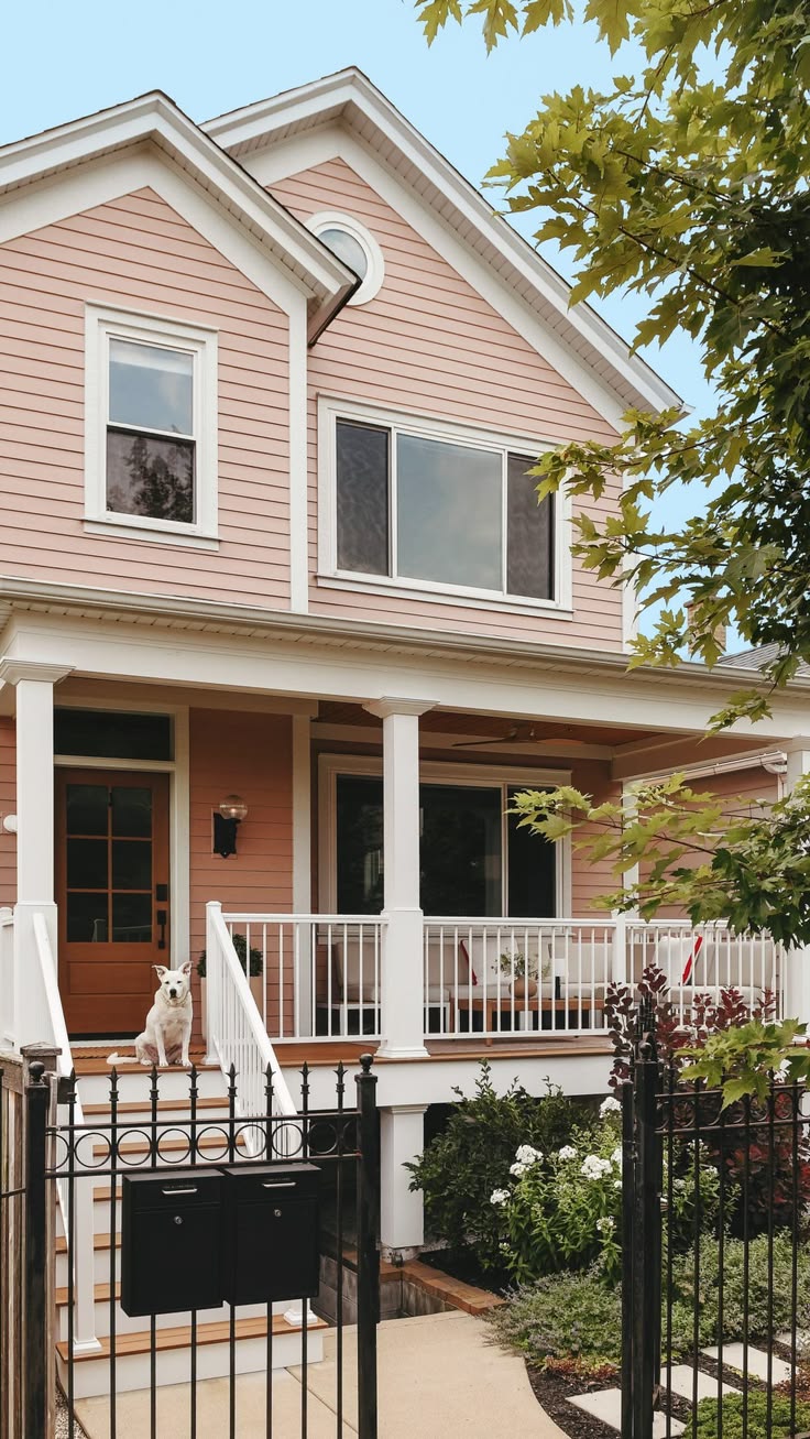 Meet The Pink House.💕

#ad After years of dreaming of a @jam