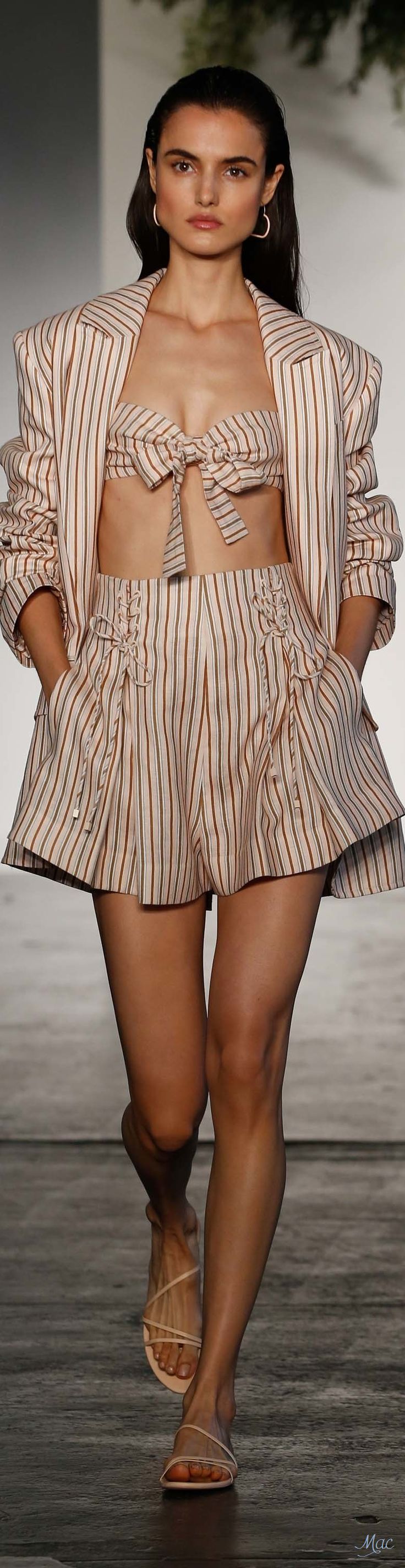 Resort 2018 Zimmermann