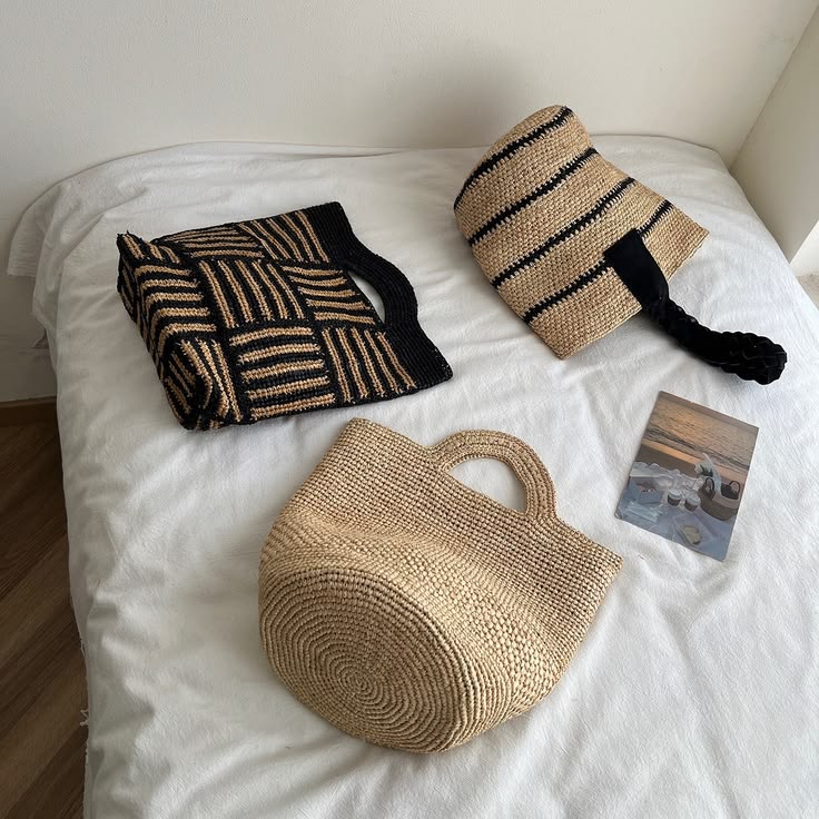 Raffia Straw Beach Bag | Handwoven Vacation Tote – PAINEVIDA