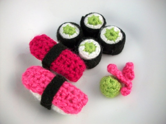 Woolly sushi  Please 'like', 'repin' and share!  Thanks :)