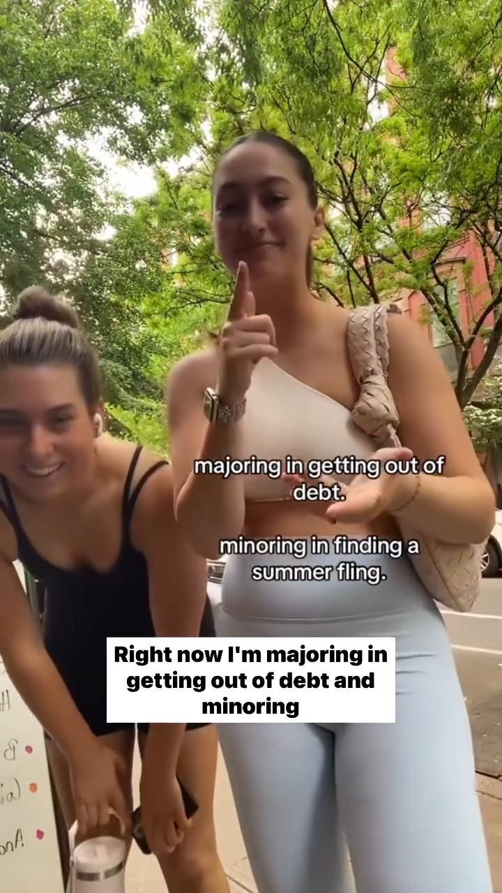 What’s your current major and minor? 

// credit/permission: