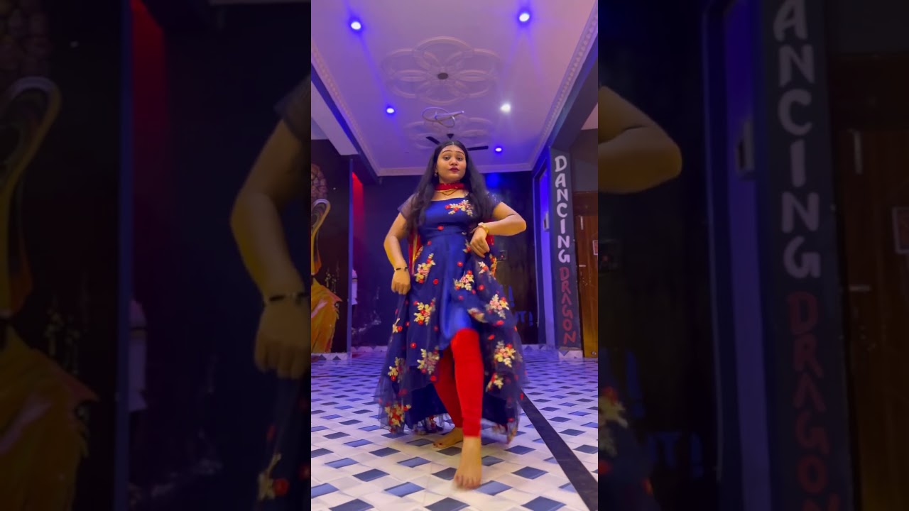 HUM TUMKO NIGHAO MEIN